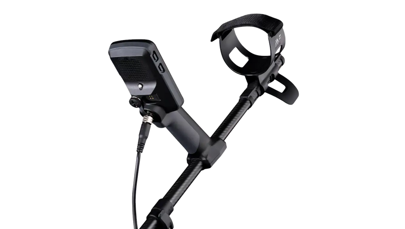 Minelab Equinox 900 Metal Detector